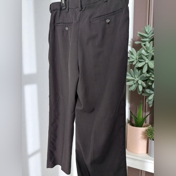 Croft & Barrow Men's Charcoal Dress Pants Size 34x30 (EUC) - Picture 8 of 13